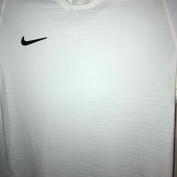 NWT NIKE VaporKnit II Kids Youth Short Sleeve White Jersey Sz M - Picture 3 of 9